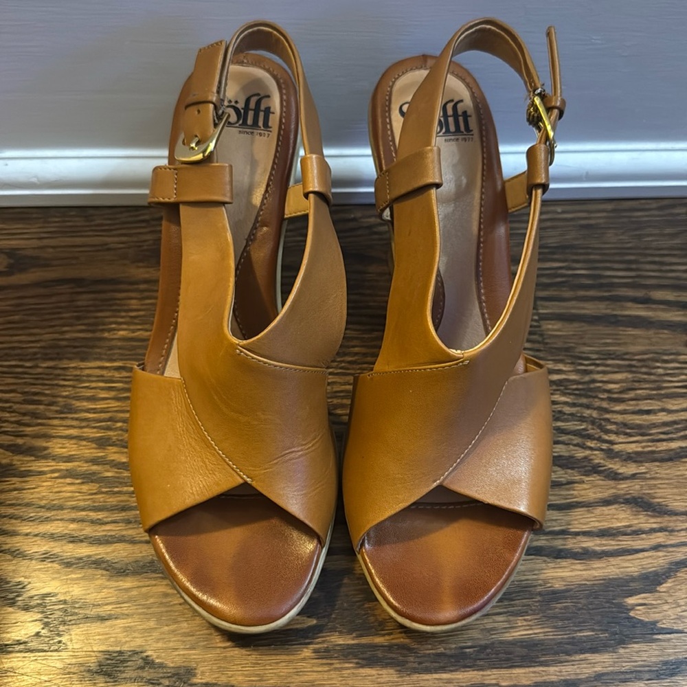 Women Sandals Sofft Strappy Heels